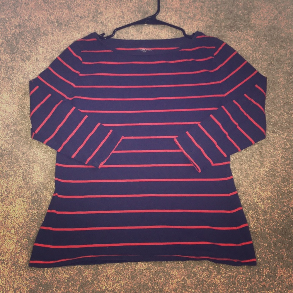 🔆MAKE IT A BUNDLE🔆Size M - Quarter Length Blouse